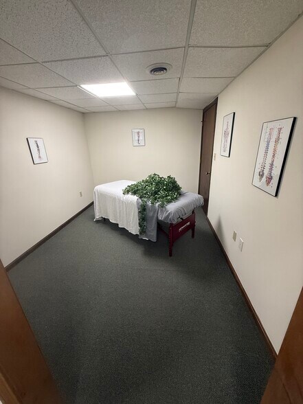 More Photos Of 364 Boston Tpke, Shrewsbury Office For Lease