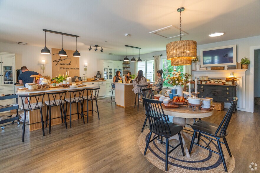 More Photos Of 75 State Route 15, Lafayette Unknown For Lease