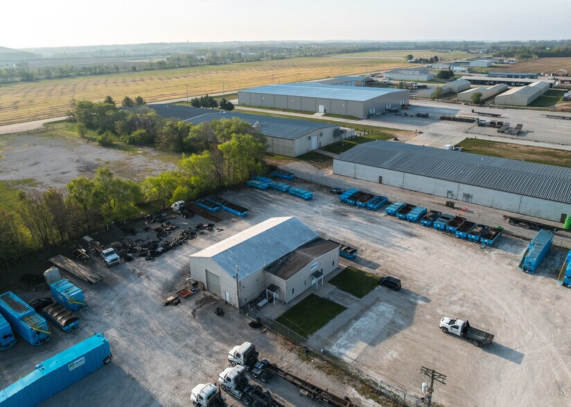 More Photos Of 300 Washington St, South Roxana Warehouse For Sale