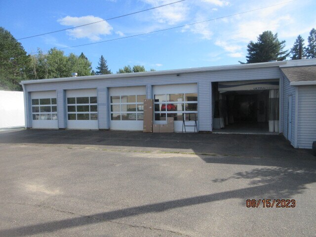 More Photos Of 41 E Pearl St, Rhinelander General Retail For Sale