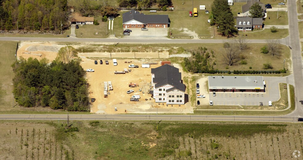 More Photos Of 7724 Raeford Rd, Fayetteville Medical For Lease