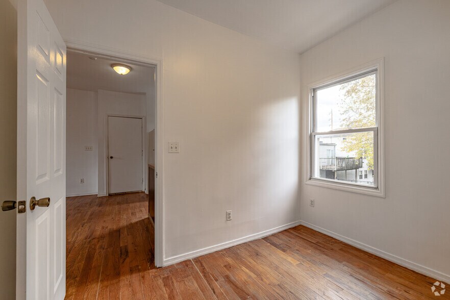 More Photos Of 147 Avenue E, Bayonne General Retail For Sale