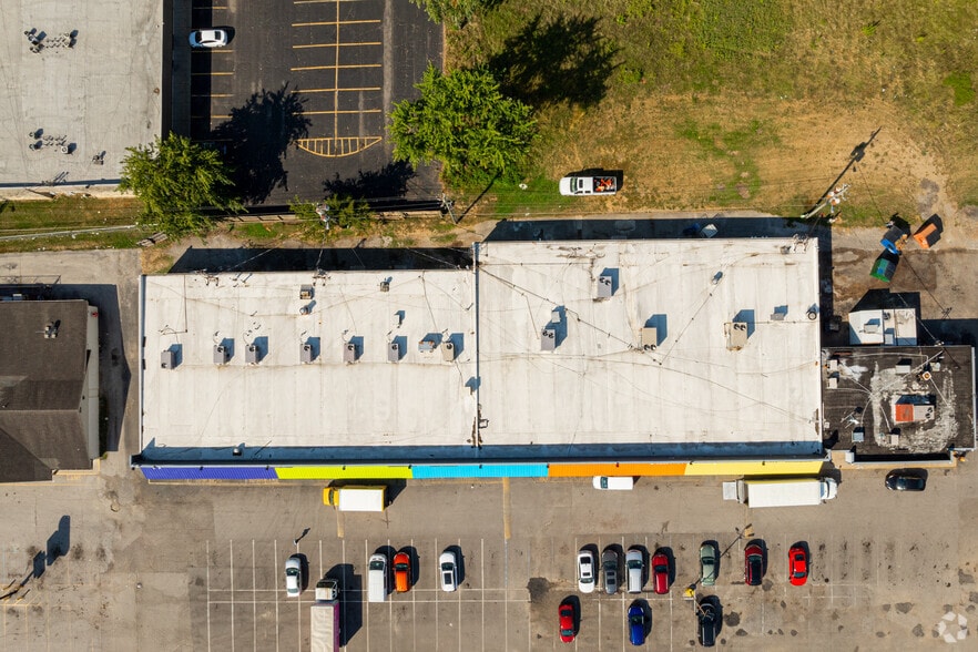 More Photos Of 3937-4050 N High School Rd, Indianapolis Freestanding For Sale