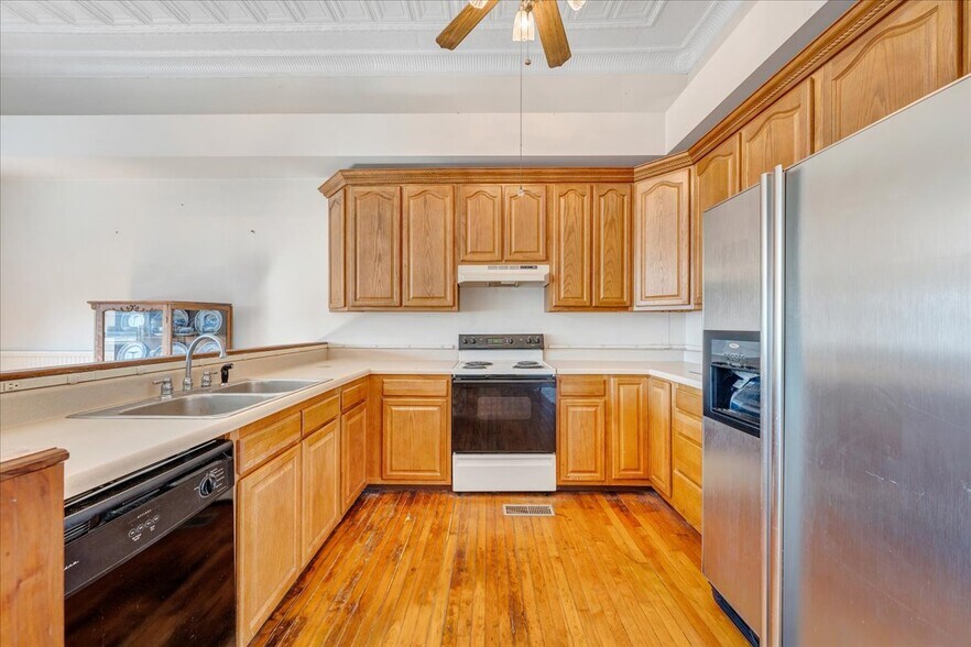 More Photos Of 5383 Lee Hwy, Troutville Freestanding For Sale