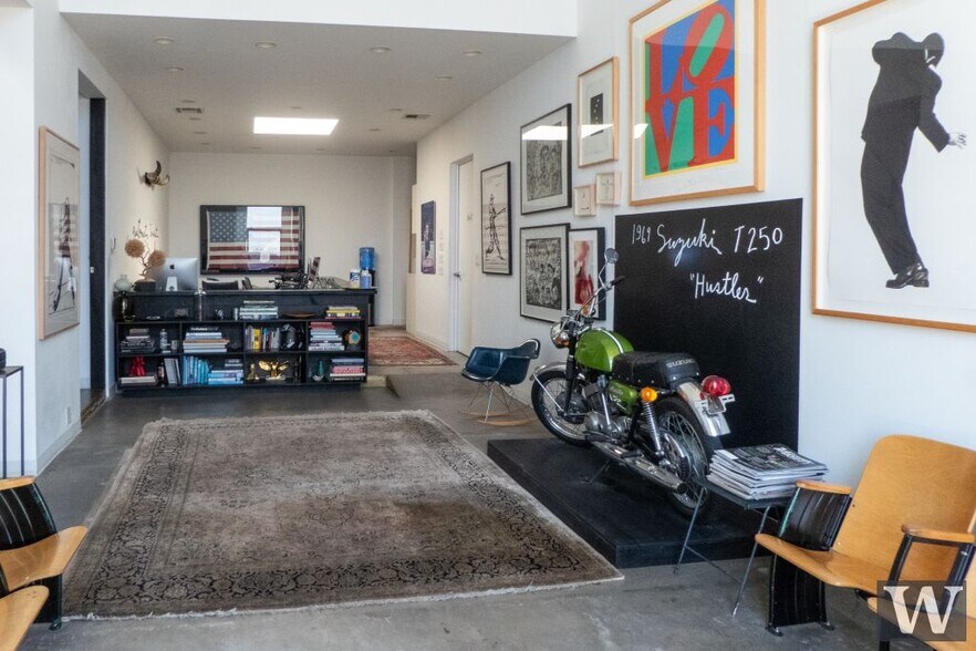 Primary Photo Of 2656 S La Cienega Blvd, Los Angeles Showroom For Lease
