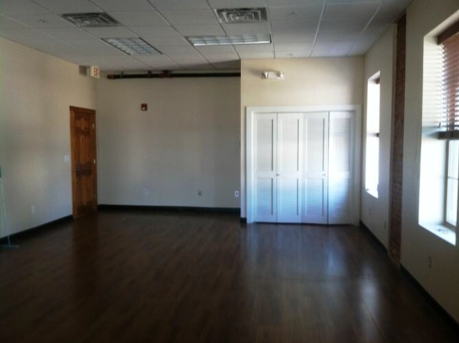 More Photos Of 30 Bridge St, New Milford Storefront Retail Office For Lease