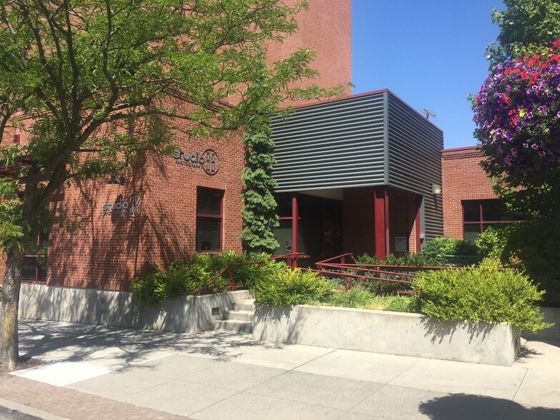 More Photos Of 611 E Sherman Ave, Coeur d'Alene Office For Lease