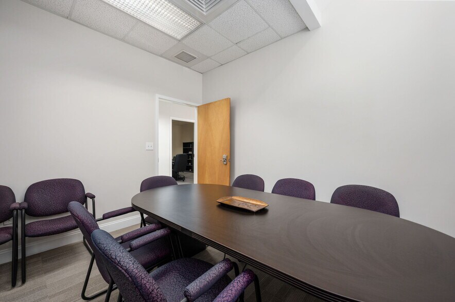 More Photos Of 415-417 Wolfe St, Fredericksburg Medical For Lease