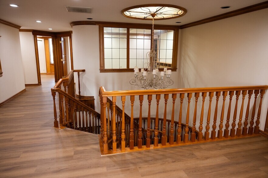 More Photos Of 10225 W Thunderbird Blvd, Sun City Medical For Sale