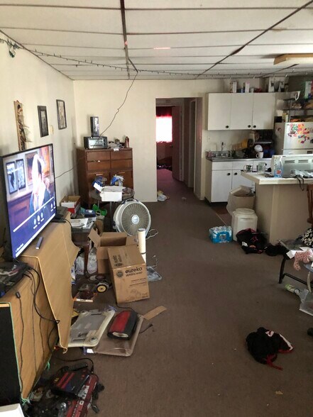 More Photos Of 923 Market St, Marcus Hook Apartments For Sale