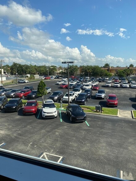 More Photos Of 1800-1850 E Merritt Island Cswy, Merritt Island Auto Dealership For Sale