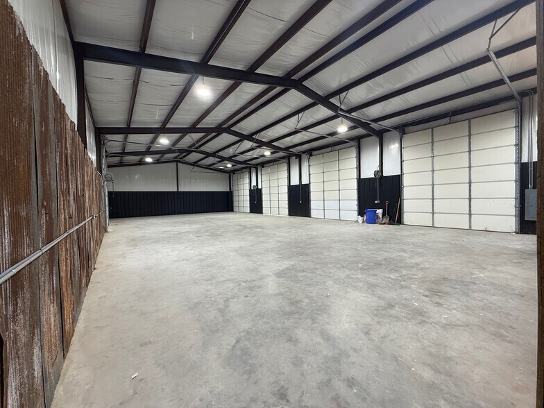 More Photos Of 1730 Smith Rd, Rockwall Warehouse For Lease