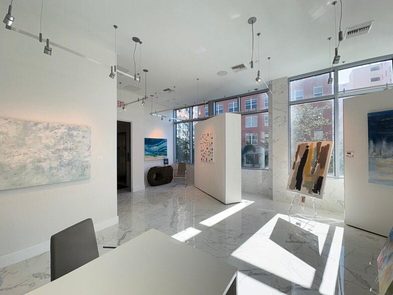 More Photos Of 1301 Main St, Sarasota Apartments For Sale