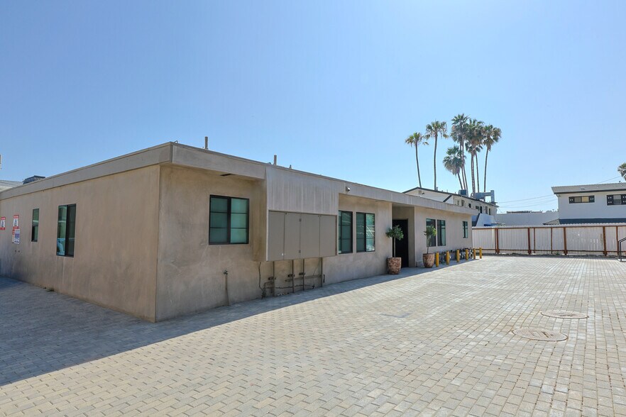 More Photos Of 22227 Pacific Coast Hwy, Malibu Apartments For Sale