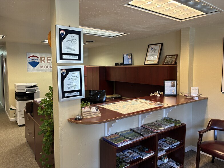 More Photos Of 225 Grand Ave, Paonia Office For Sale