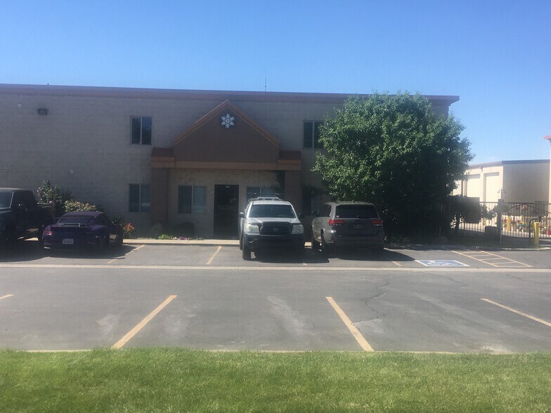 More Photos Of 875 W 12th St, Ogden Self Storage For Sale