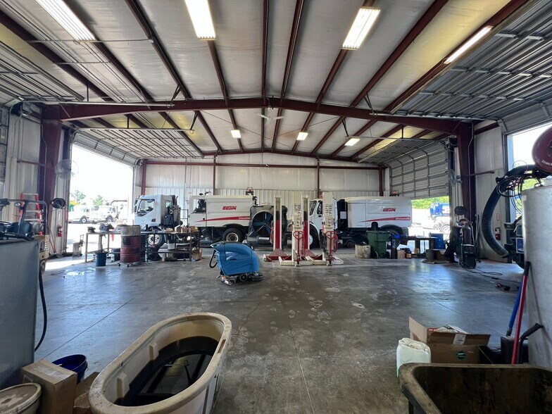 More Photos Of 4519 Old Charlotte Hwy, Monroe Service For Lease