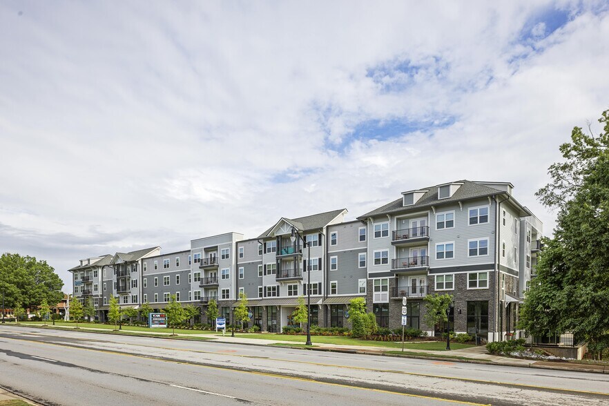 More Photos Of 894 Tiger Blvd, Clemson Apartments For Lease