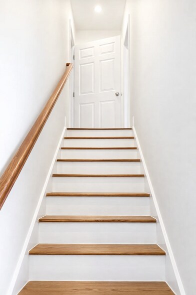 More Photos Of 127 S Wayne St, Milledgeville Apartments For Sale
