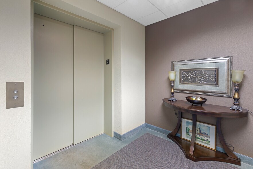 More Photos Of 1120 E Parkway Ave, Oshkosh Multifamily For Sale