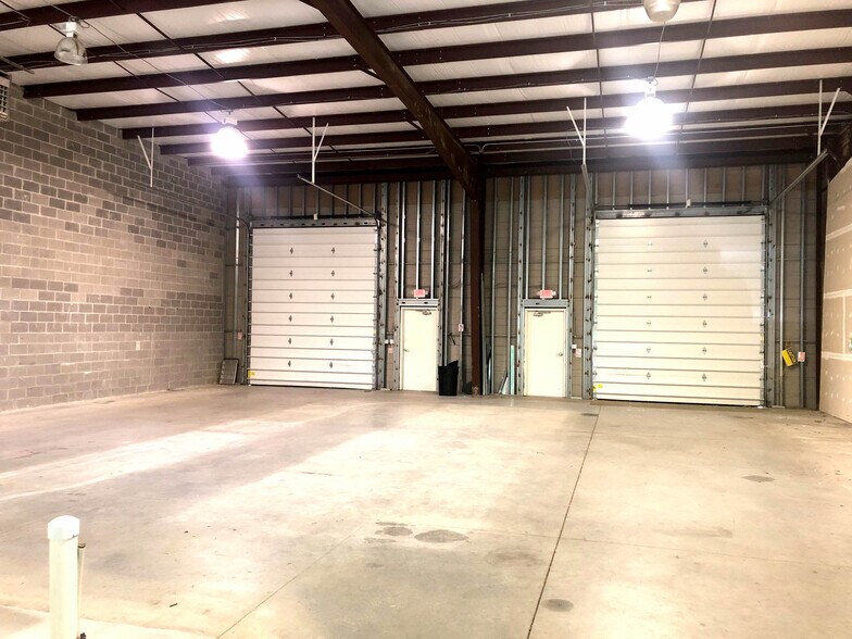 More Photos Of 2010-2048 Exploration Way, Hampton Light Distribution For Lease