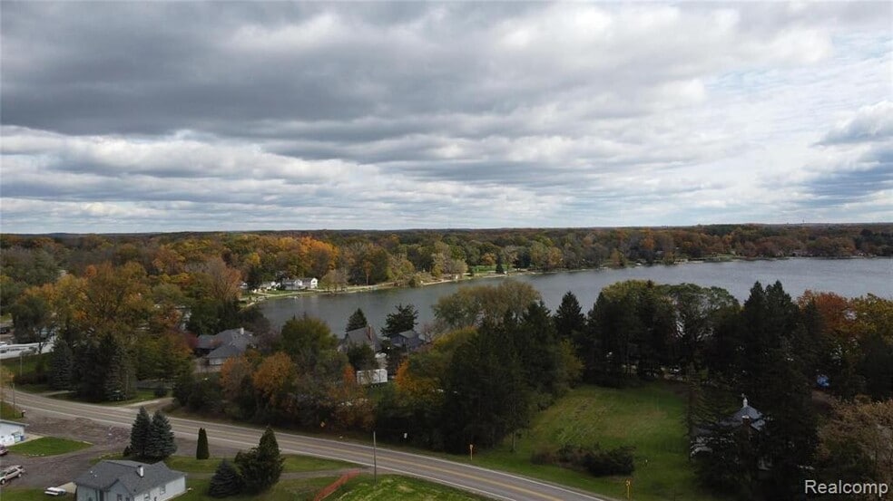 More Photos Of 10855 Silver Lake Rd, South Lyon Land For Sale