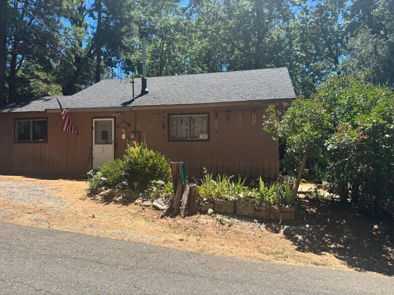 Primary Photo Of 15574 Hinton Rd, Pioneer Land For Sale