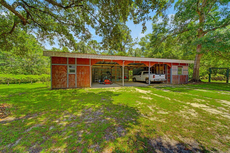 More Photos Of 22963 US Highway 98, Foley Flex For Sale
