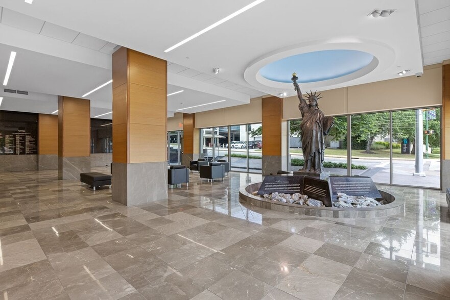 More Photos Of 605 Chestnut St, Chattanooga Loft Creative Space For Lease