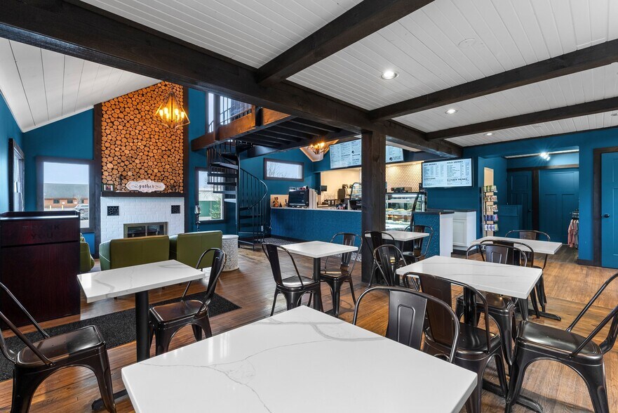 More Photos Of 24217 State Hwy 35, Siren Freestanding For Sale