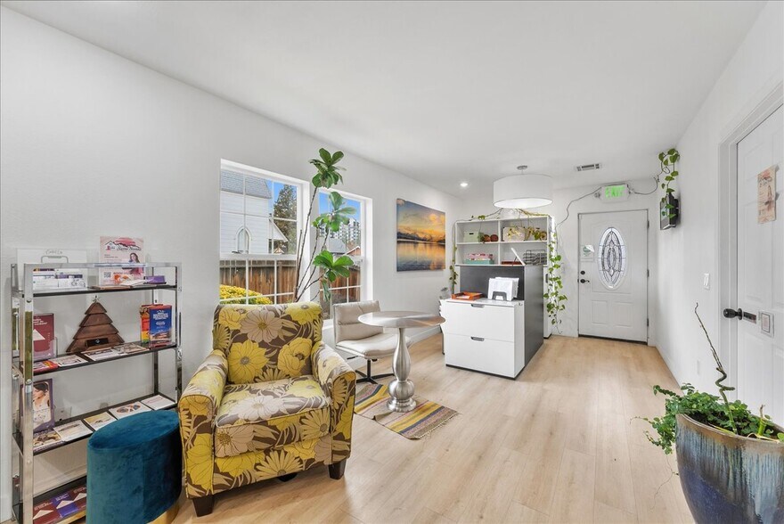 More Photos Of 438 Pyramid Way, Sparks Office For Sale