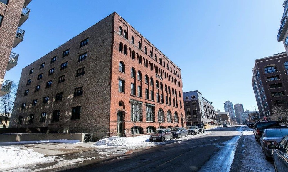 More Photos Of 400 N 1st St, Minneapolis Loft Creative Space For Sale