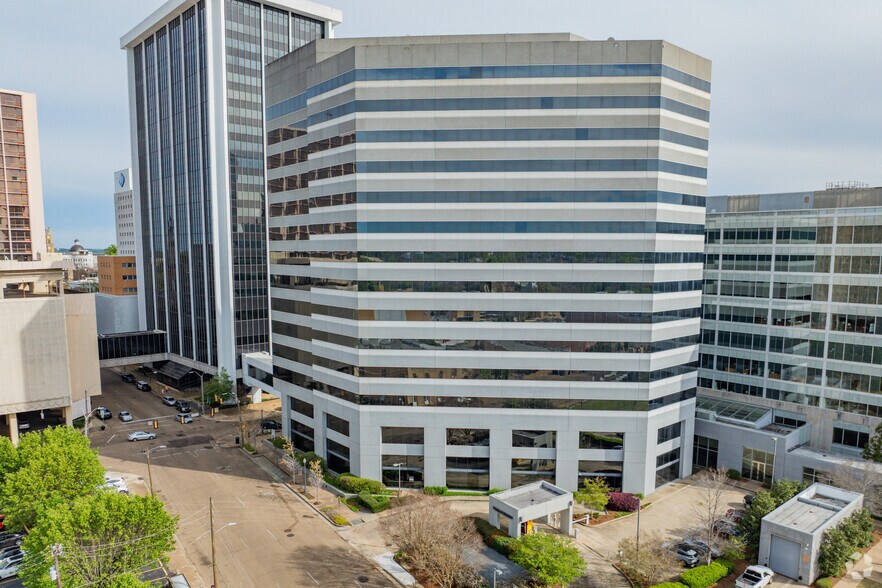 More Photos Of 188 E Capitol St, Jackson Office For Lease