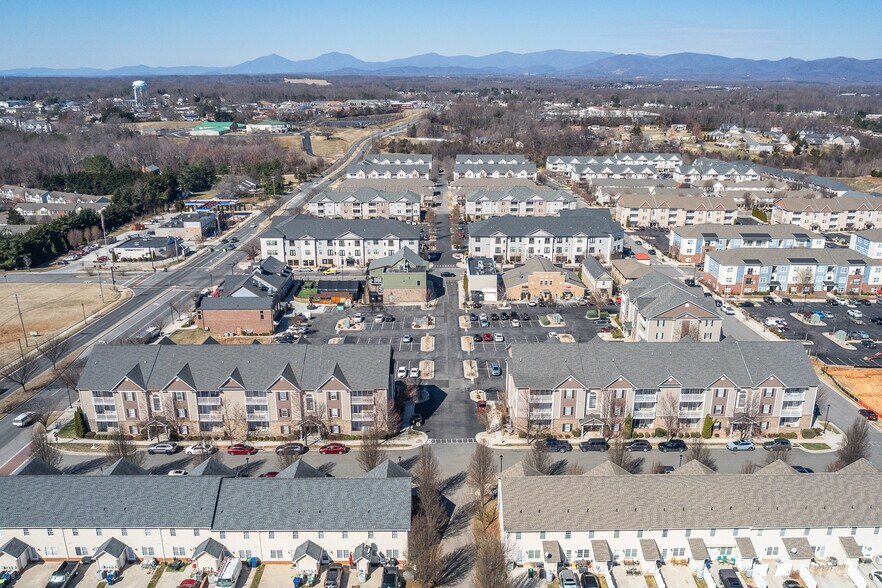 More Photos Of 301 Rotunda St, Lynchburg Apartments For Sale