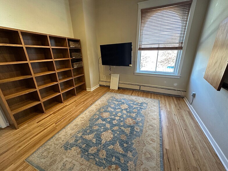 More Photos Of 1245 Pearl St, Boulder Storefront Retail Office For Lease