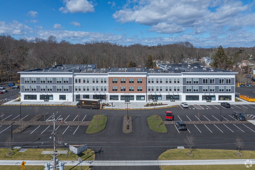 More Photos Of 33 Old Tavern Rd, Orange Apartments For Lease