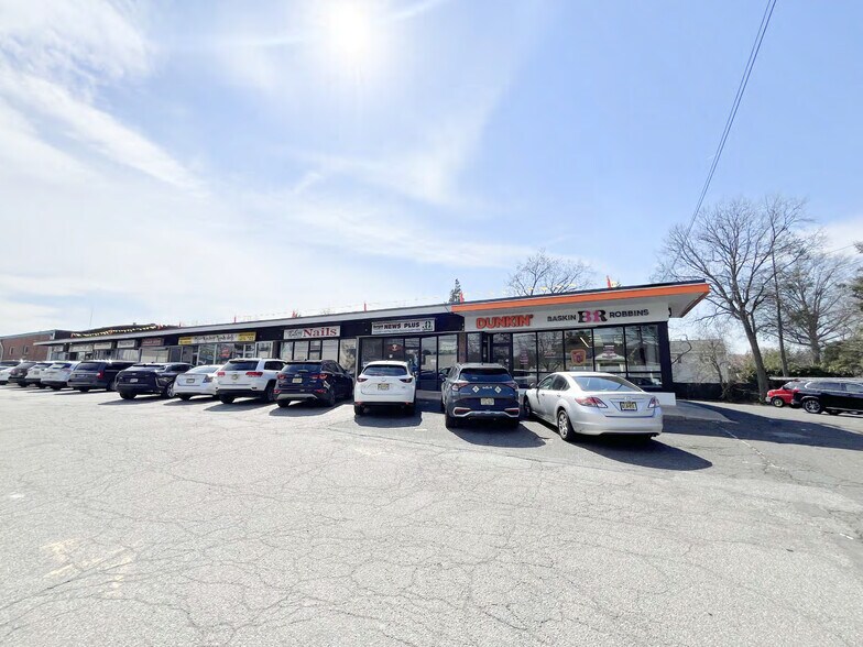 More Photos Of 886-926 Prospect St, Glen Rock Storefront For Lease