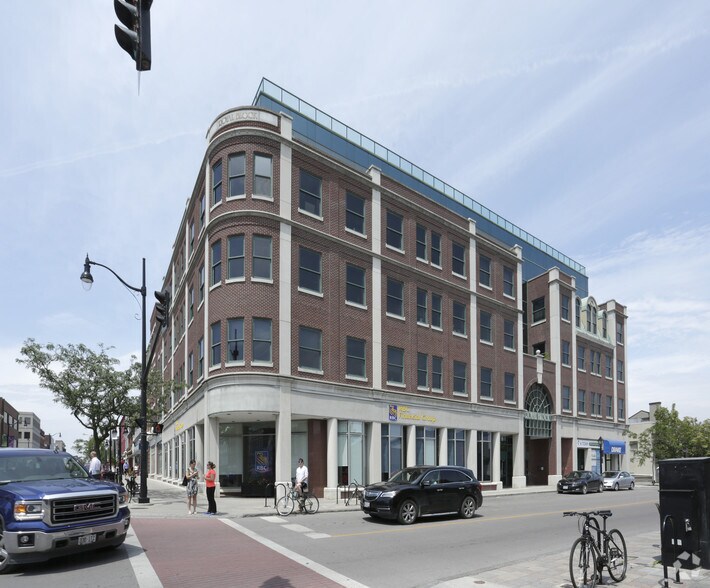 More Photos Of 366-370 King St E, Kingston Office For Lease
