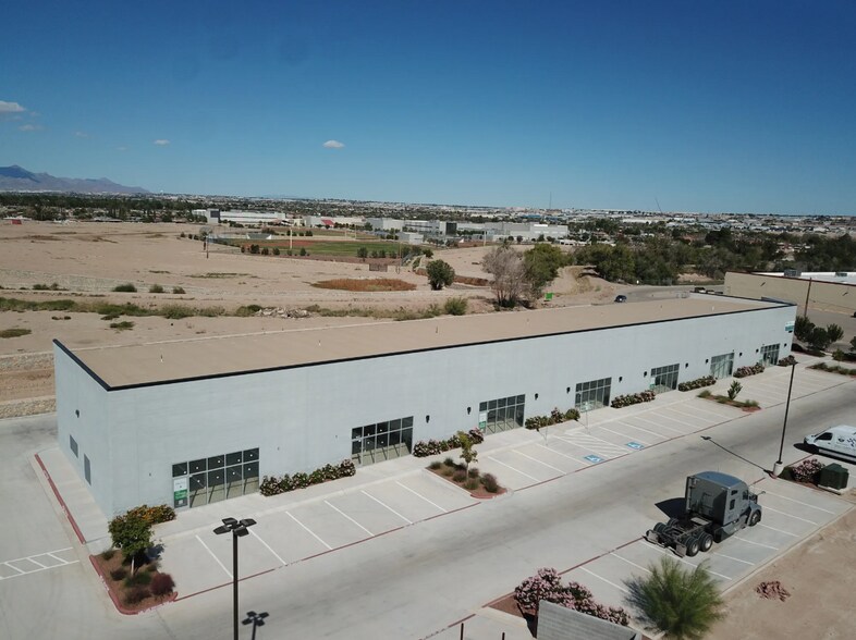 More Photos Of 501 Zaragoza Rd, El Paso Light Manufacturing For Sale