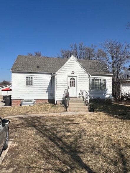 More Photos Of 1231 15th St, Des Moines Apartments For Sale