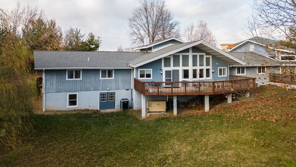 More Photos Of 218 Mill Rd, Woodstock Congregate Senior Housing For Sale