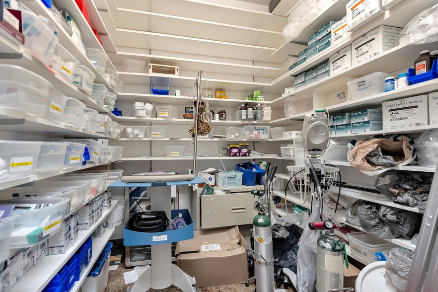 More Photos Of 901-911 N Central Ave, Kissimmee Medical For Sale