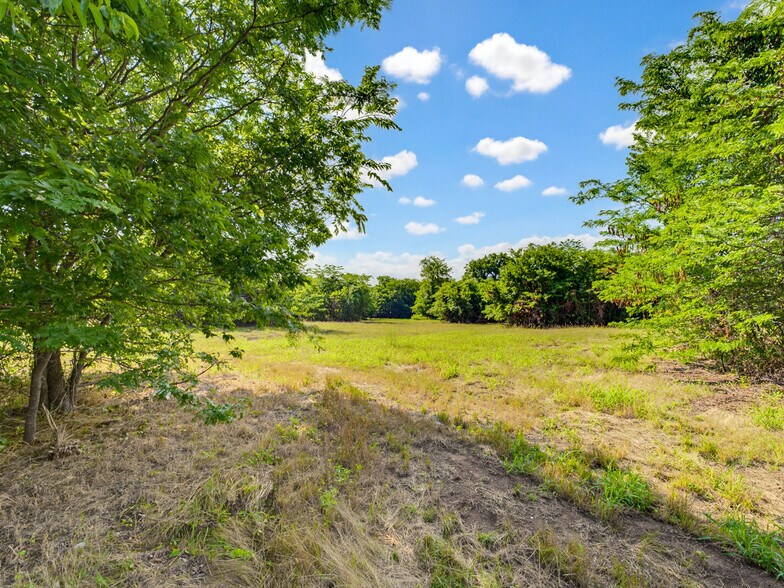 More Photos Of 1300 S Trenchard St, Decatur Land For Sale