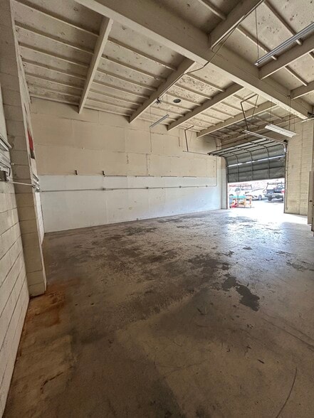 More Photos Of 781 Parker St, Santa Clara Industrial For Lease