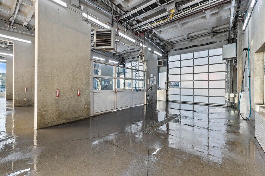 More Photos Of 1743 Trans Canada, Kamloops Carwash For Sale