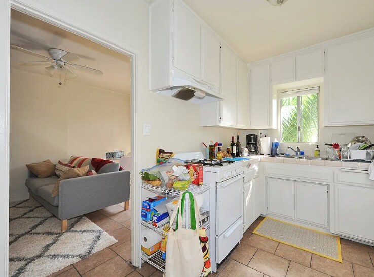 More Photos Of 1917 New Jersey St, Los Angeles Multifamily For Sale