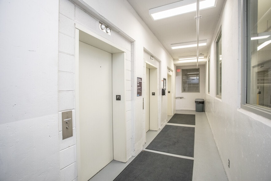 More Photos Of 4900 50 St, Red Deer Office For Lease