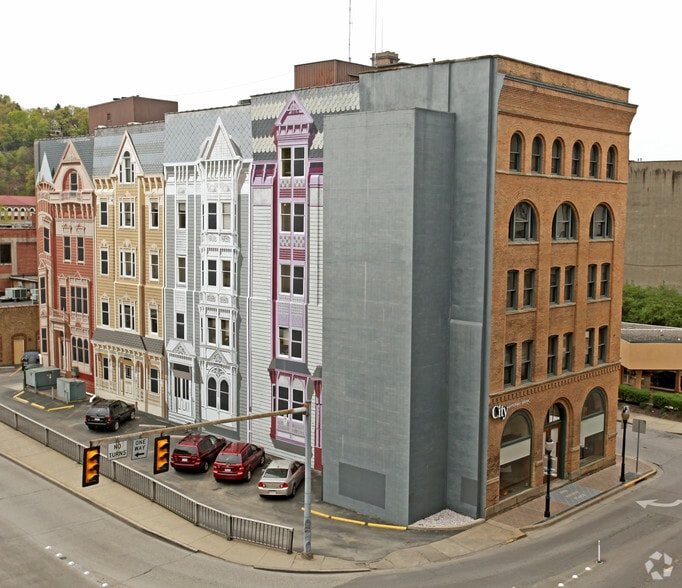 Primary Photo Of 10 Hale St, Charleston Loft Creative Space For Sale