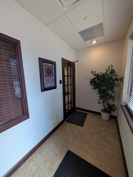 More Photos Of 6016-6020 NW 120th Ct, Oklahoma City Coworking Space