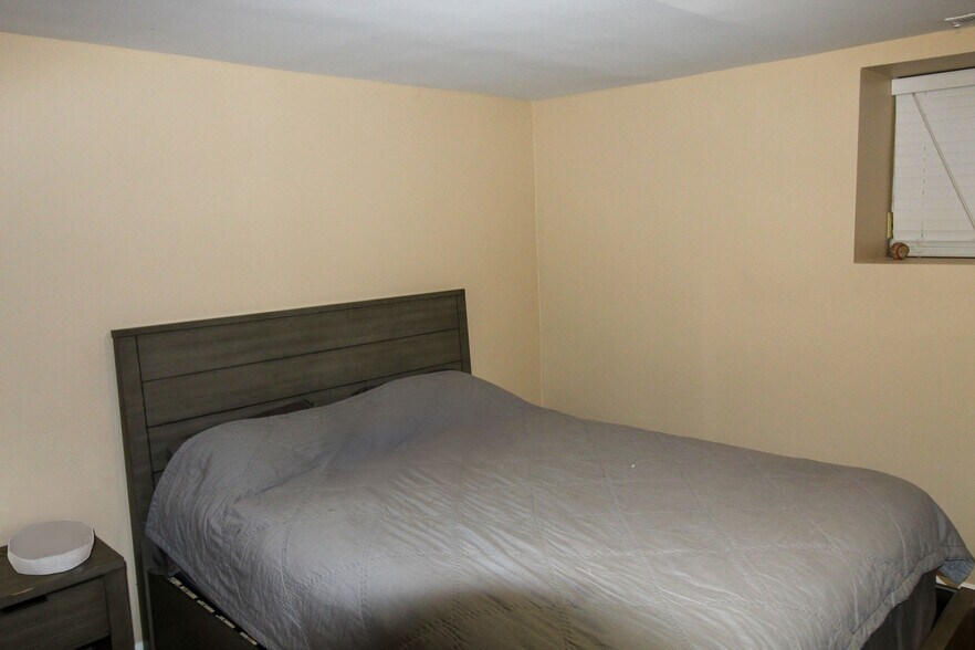 More Photos Of 815 S Bell Ave, Chicago Multifamily For Sale